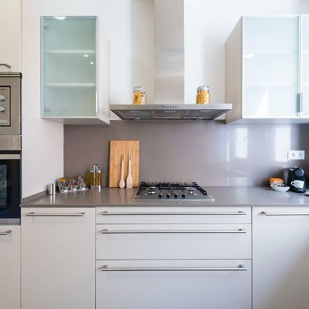 Petit Luxe Tobella Esquerra Apartment Terrassa Ngoại thất bức ảnh
