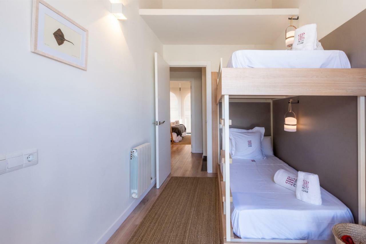 Petit Luxe Tobella Esquerra Apartment Terrassa Ngoại thất bức ảnh