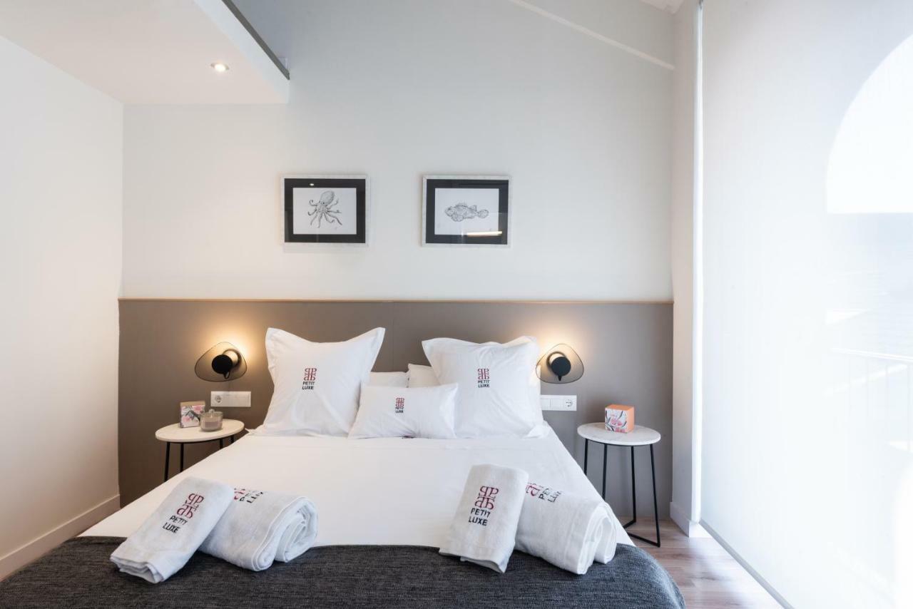Petit Luxe Tobella Esquerra Apartment Terrassa Ngoại thất bức ảnh