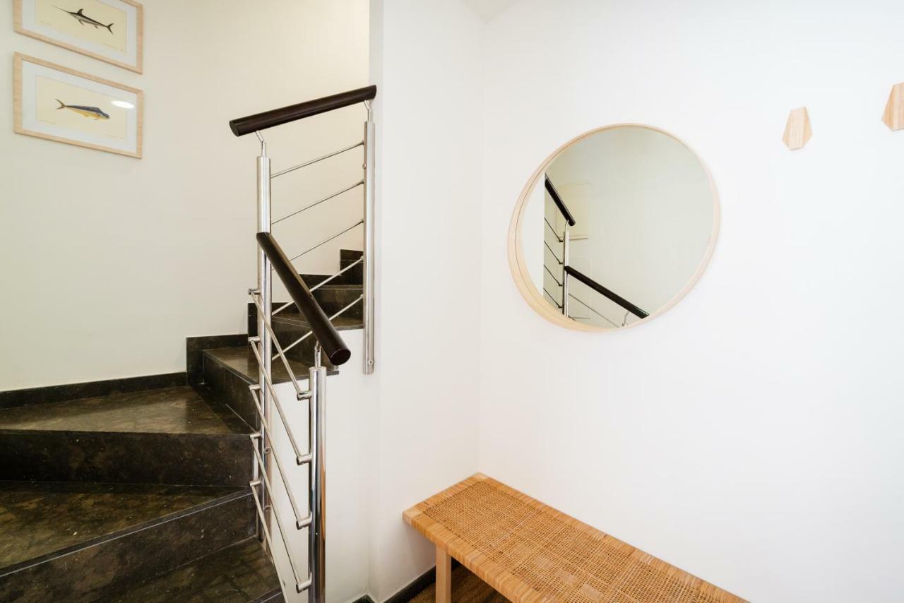 Petit Luxe Tobella Esquerra Apartment Terrassa Ngoại thất bức ảnh